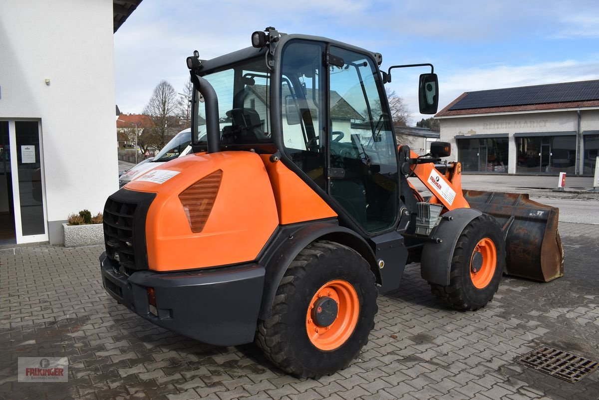 Radlader Türe ait Komatsu WA70-7 mit Straßenzulassung, Gebrauchtmaschine içinde Putzleinsdorf (resim 4)