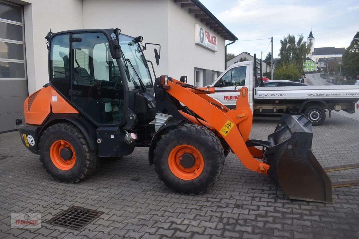 Radlader tip Komatsu WA70-7 mit Straßenzulassung, Gebrauchtmaschine in Putzleinsdorf (Poză 2)