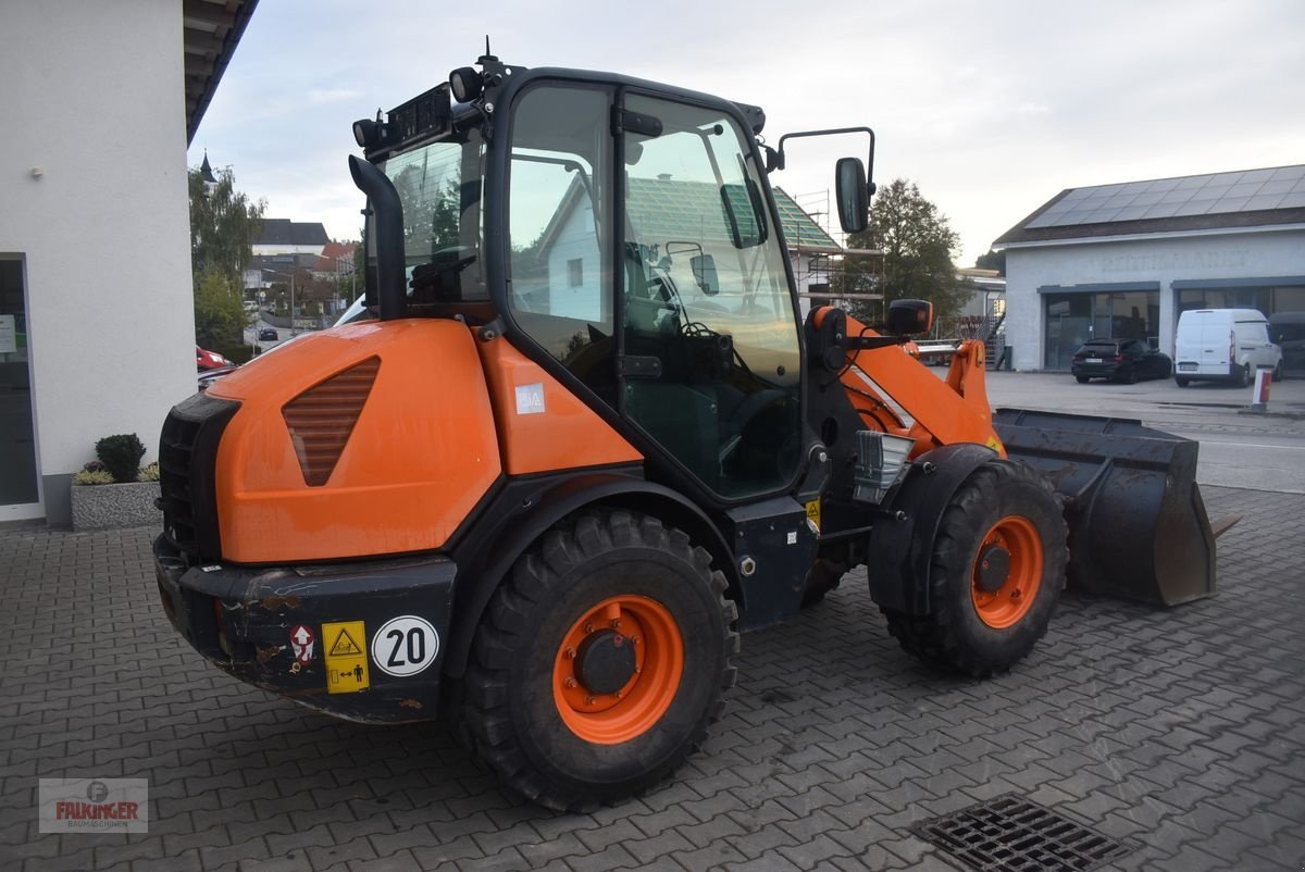 Radlader typu Komatsu WA70-7 mit Straßenzulassung, Gebrauchtmaschine w Putzleinsdorf (Zdjęcie 4)