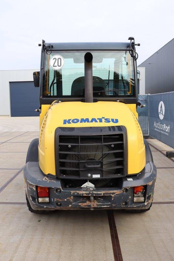 Radlader typu Komatsu WA70-7, Gebrauchtmaschine w Antwerpen (Zdjęcie 5)