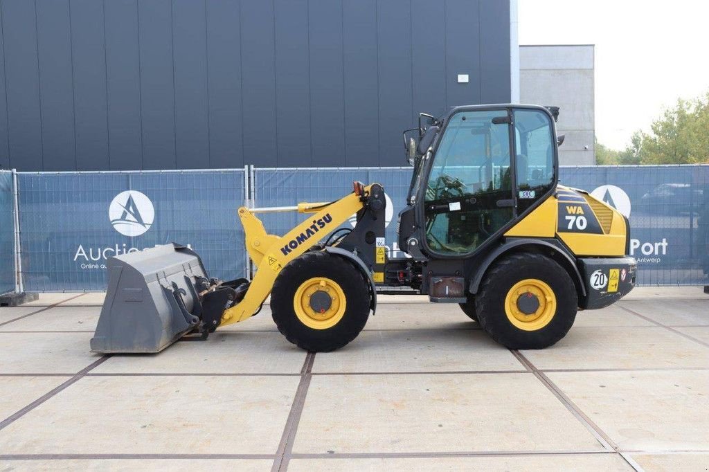 Radlader typu Komatsu WA70-7, Gebrauchtmaschine w Antwerpen (Zdjęcie 2)