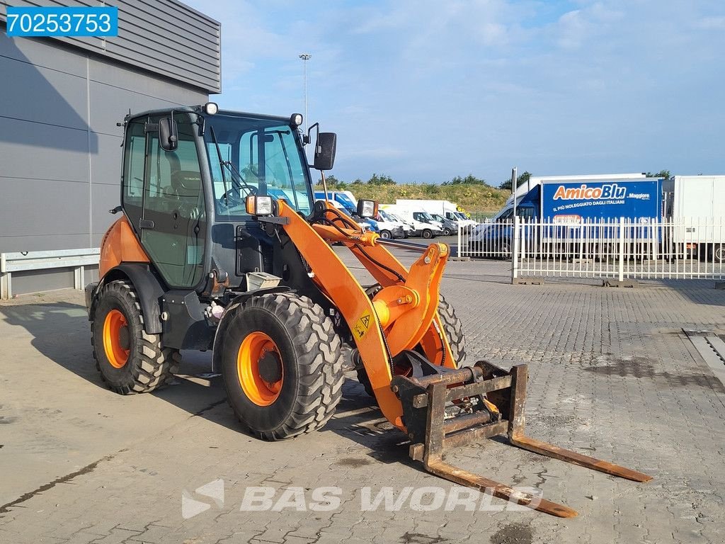 Radlader van het type Komatsu WA70-7, Gebrauchtmaschine in Veghel (Foto 9)