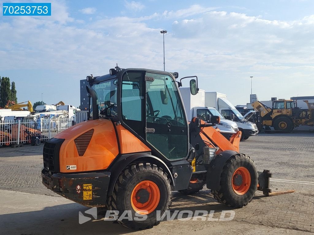 Radlader van het type Komatsu WA70-7, Gebrauchtmaschine in Veghel (Foto 11)