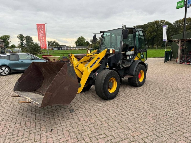 Radlader типа Komatsu WA70, Gebrauchtmaschine в Antwerpen (Фотография 1)