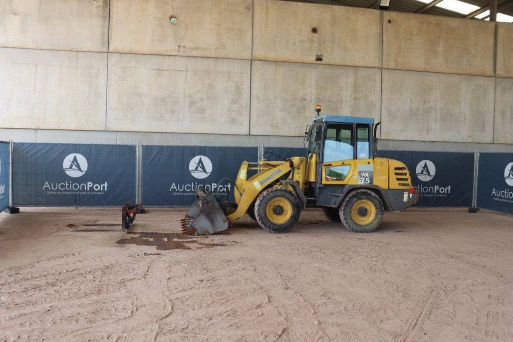 Radlader typu Komatsu WA75-3, Gebrauchtmaschine v Antwerpen (Obrázok 1)