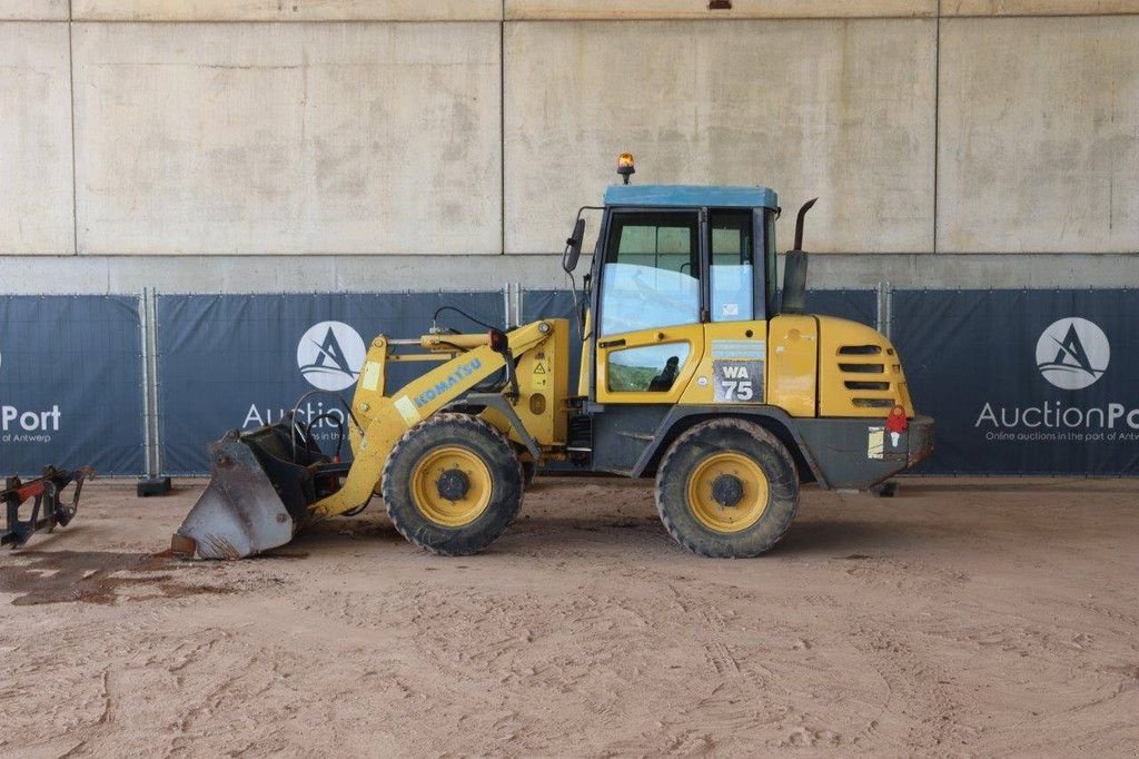 Radlader typu Komatsu WA75-3, Gebrauchtmaschine v Antwerpen (Obrázok 2)