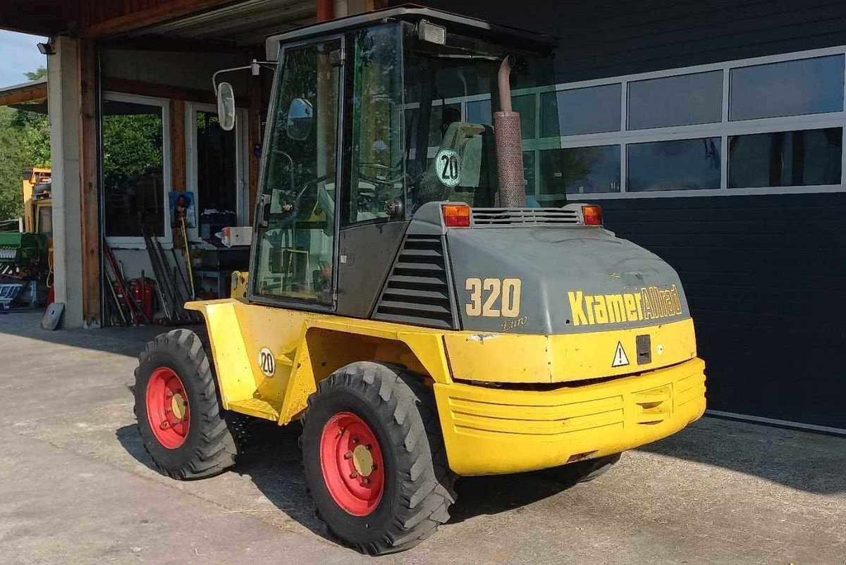 Radlader typu Kramer 320, Gebrauchtmaschine w Villach/Zauchen (Zdjęcie 8)