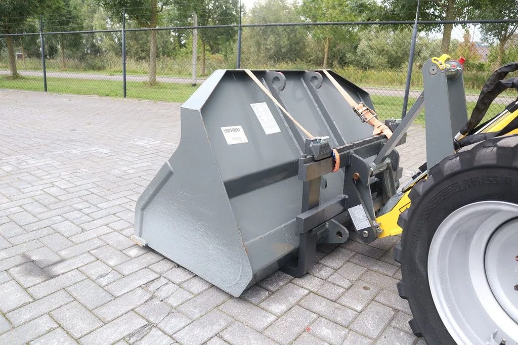 Radlader tip Kramer 5040 NEW / UNUSED FORKS BUCKET, Gebrauchtmaschine in Marknesse (Poză 9)