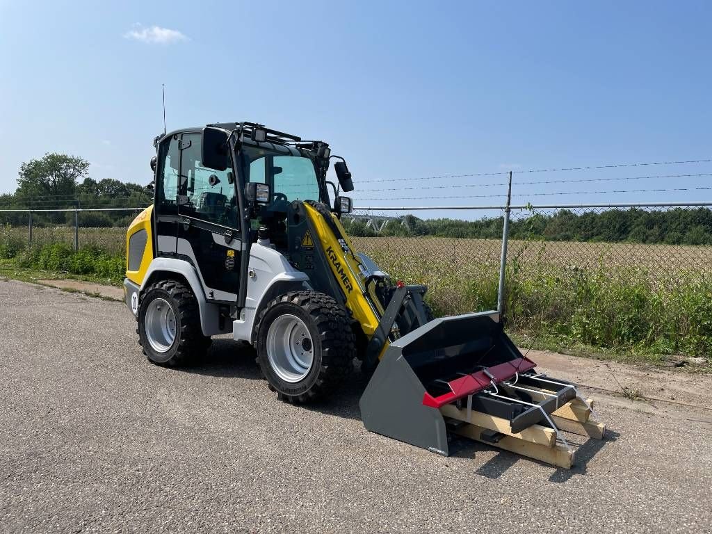 Radlader del tipo Kramer 5040, Gebrauchtmaschine In Sittard (Immagine 5)