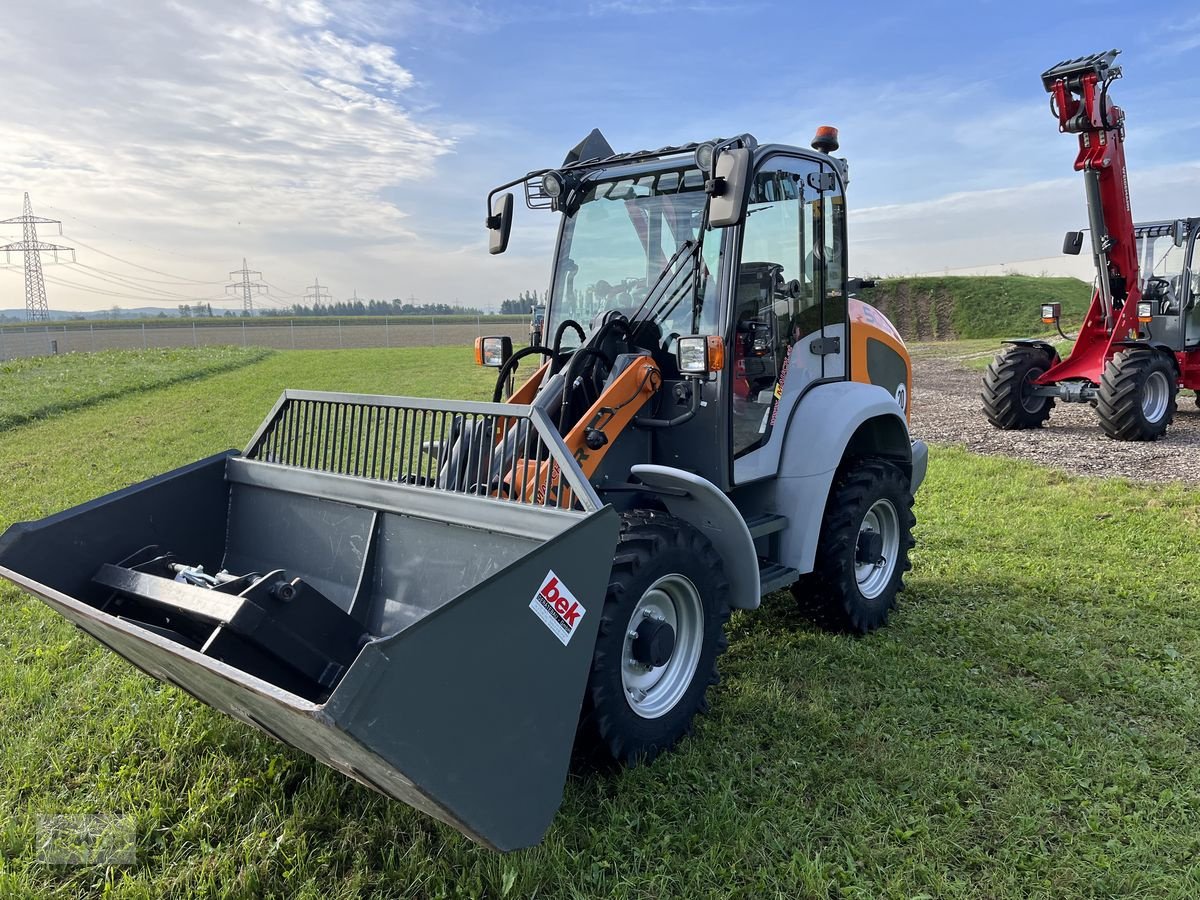 Radlader van het type Kramer 5050 mit Kabine neuwertig, Gebrauchtmaschine in Burgkirchen (Foto 3)