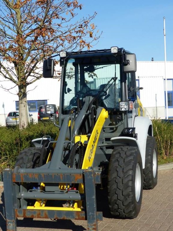 Radlader van het type Kramer 5055e FULL ELECTRIC NEW BUCKET + FORKS, Gebrauchtmaschine in Sittard (Foto 11)