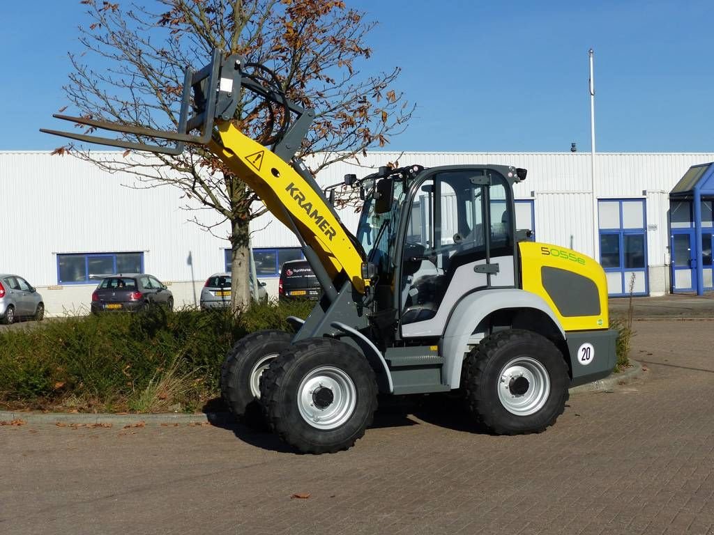 Radlader van het type Kramer 5055e FULL ELECTRIC NEW BUCKET + FORKS, Gebrauchtmaschine in Sittard (Foto 8)