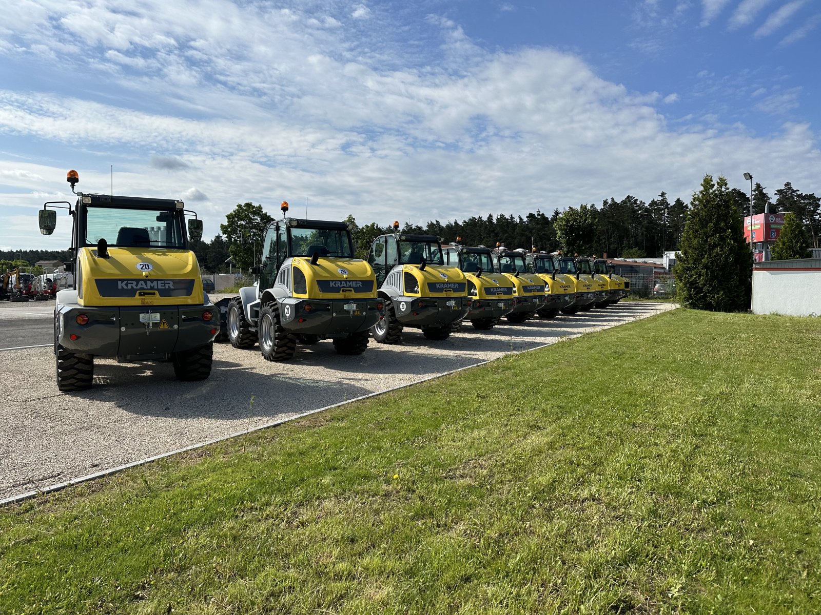 Radlader des Typs Kramer 8115, Neumaschine in Ansbach (Bild 5)