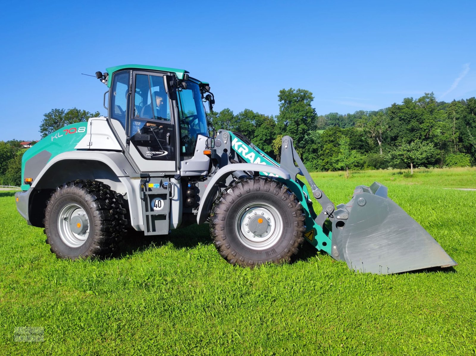 Radlader van het type Kramer KL70.8, Neumaschine in Soyen (Foto 1)