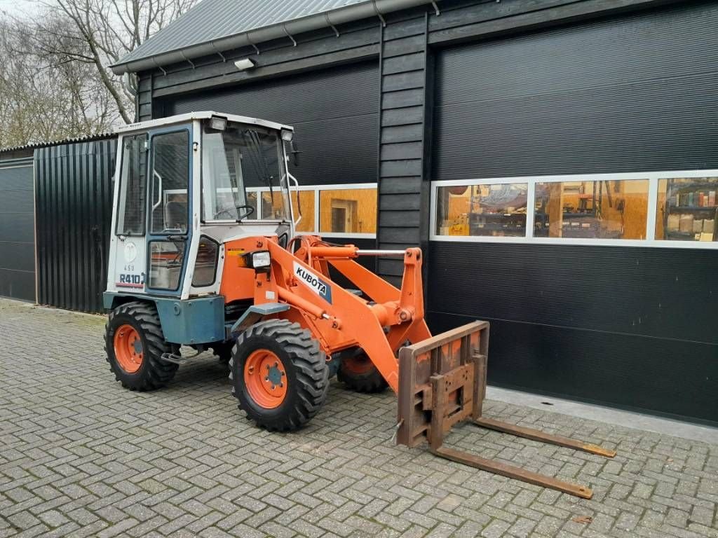 Radlader типа Kubota R 410 midishovel met bak en vorken, Gebrauchtmaschine в Ederveen (Фотография 8)