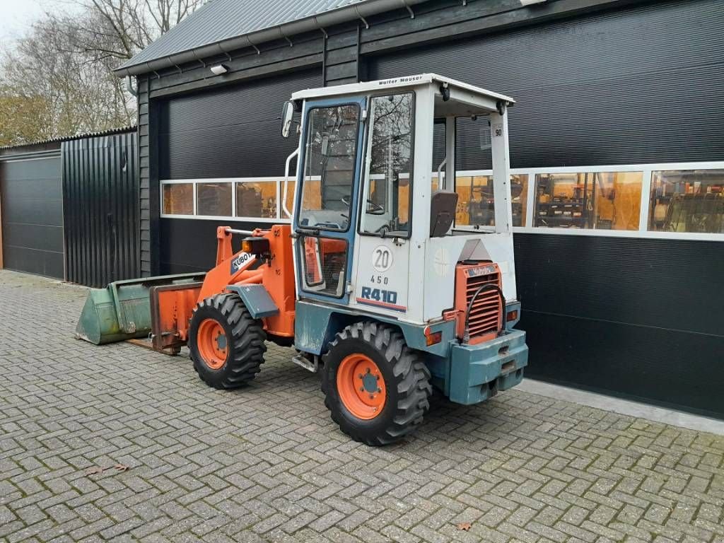 Radlader типа Kubota R 410 midishovel met bak en vorken, Gebrauchtmaschine в Ederveen (Фотография 3)