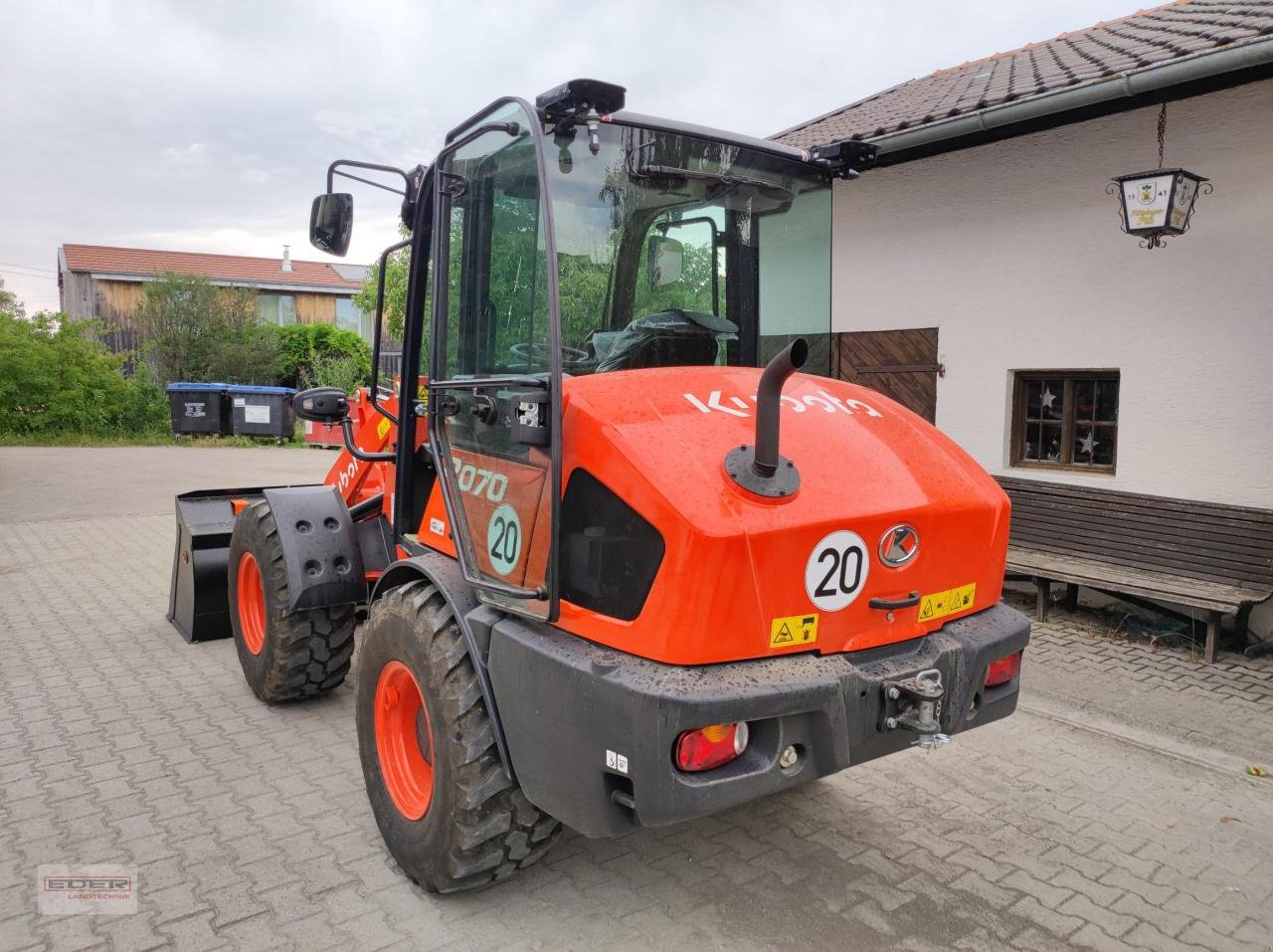 Radlader typu Kubota R070, Gebrauchtmaschine v Stephanskirchen (Obrázek 4)