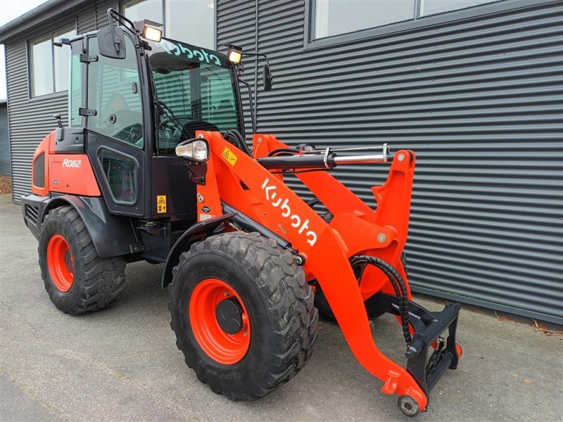 Radlader du type Kubota r082, Gebrauchtmaschine en Fårevejle (Photo 1)