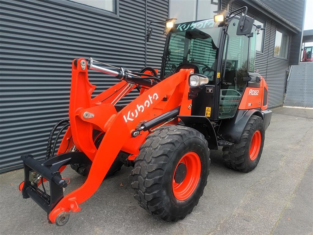 Radlader van het type Kubota r082, Gebrauchtmaschine in Fårevejle (Foto 4)