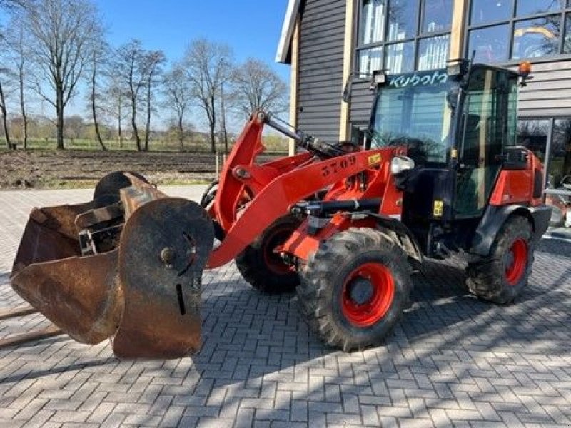 Radlader van het type Kubota R082, Gebrauchtmaschine in Lunteren (Foto 1)