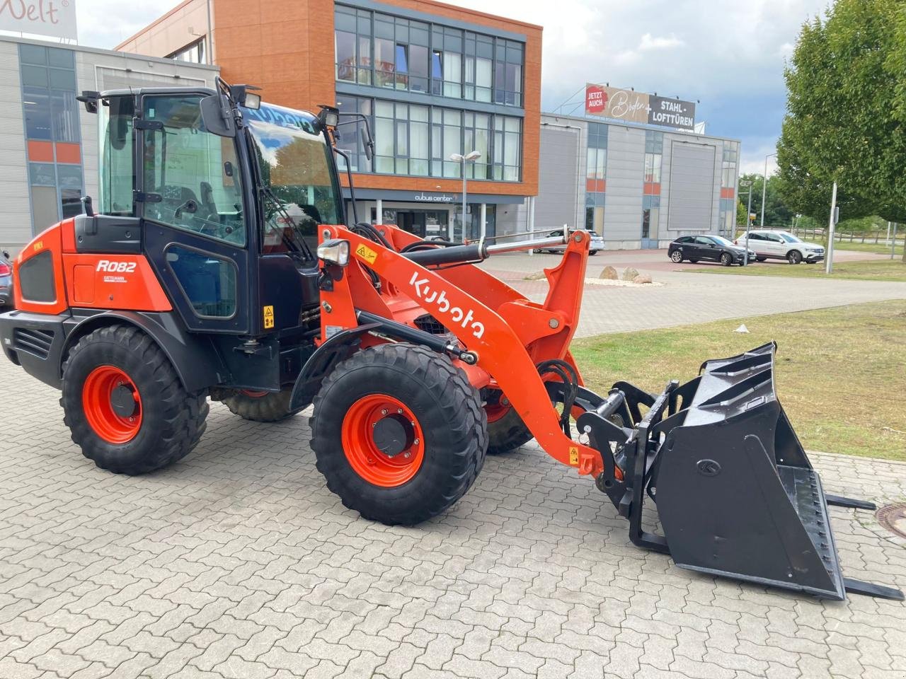 Radlader типа Kubota R082, Gebrauchtmaschine в Stuhr (Фотография 3)