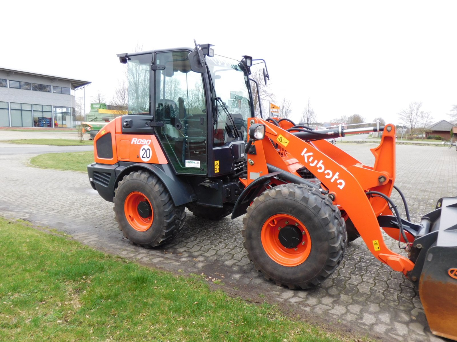 Radlader tipa Kubota R090 Vorführmaschine 2023 *Knicklader *Schaufellader inkl. *CRS *DPF *Schaufel *Gabel *hydr. SWE, Gebrauchtmaschine u Wagenfeld (Slika 16)