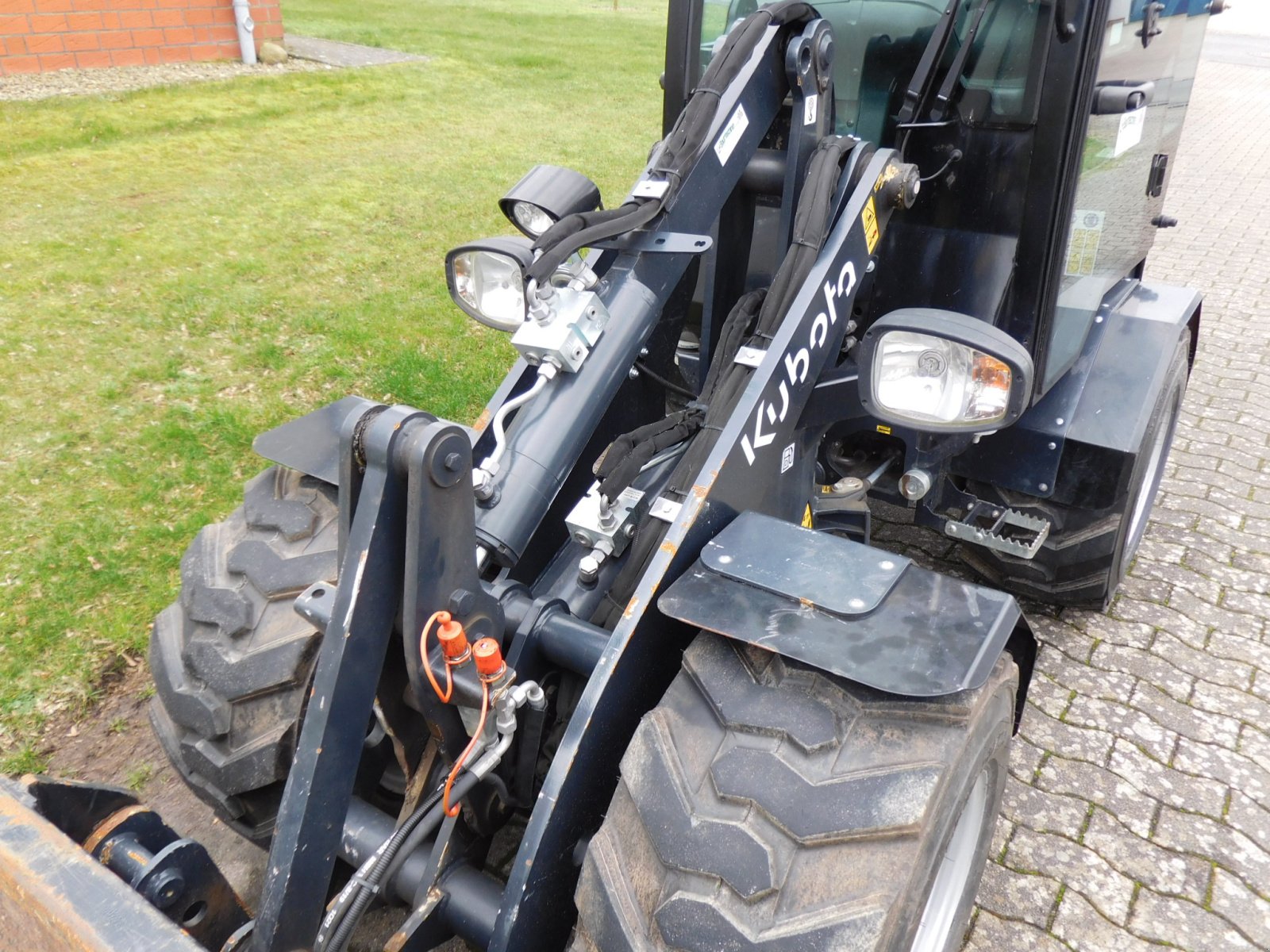 Radlader tipa Kubota RT 220-2 Kompaktradlader Hoflader mit Kabine, SWE, Gabel, Schaufel, Gebrauchtmaschine u Wagenfeld (Slika 13)