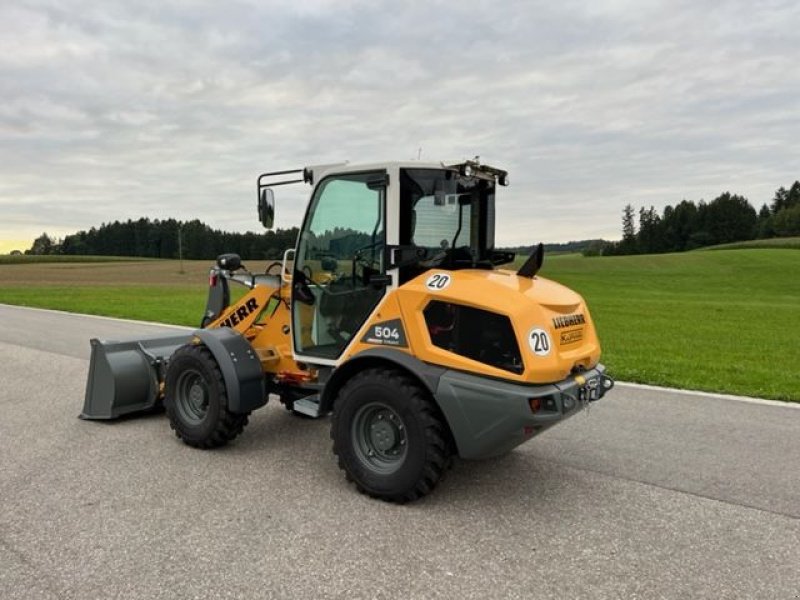 Radlader of the type Liebherr 504 COMPACT, Neumaschine in NATTERNBACH (Picture 5)