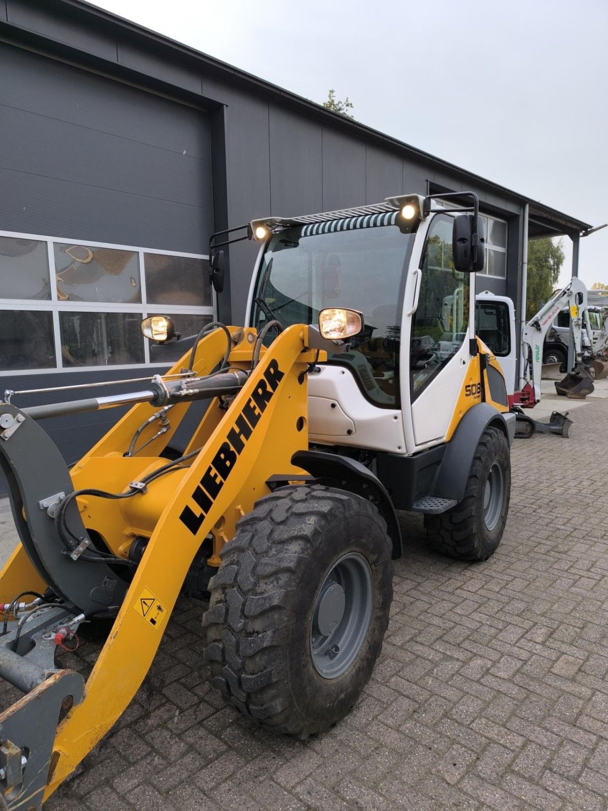 Radlader des Typs Liebherr 508 C, Gebrauchtmaschine in Hardegarijp (Bild 4)