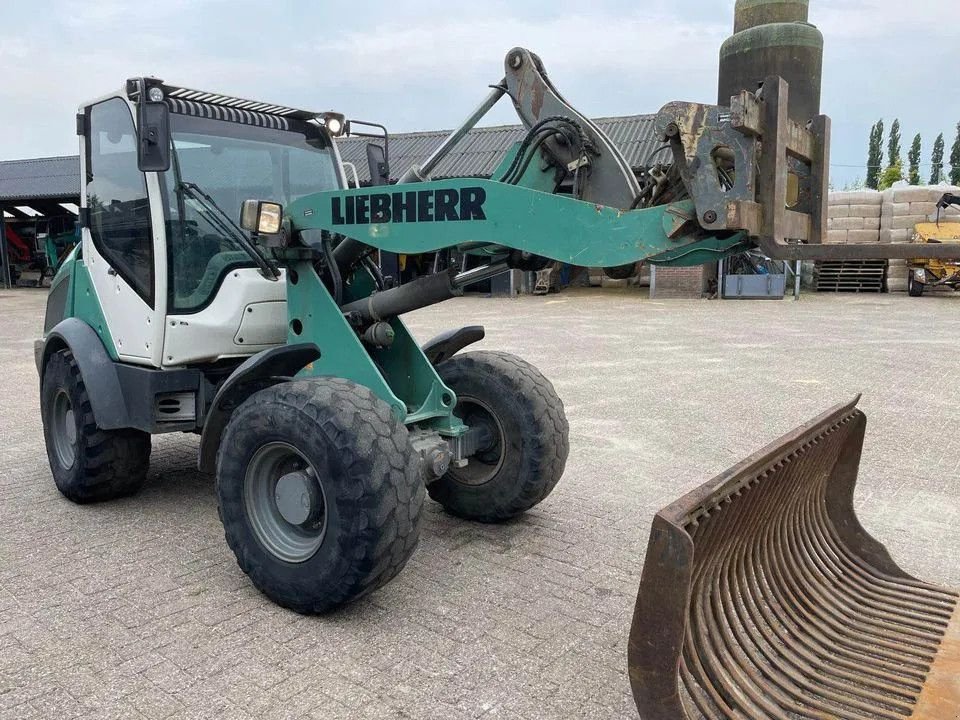 Radlader tip Liebherr 508 Compact Shovel Loader, Gebrauchtmaschine in Lunteren (Poză 7)