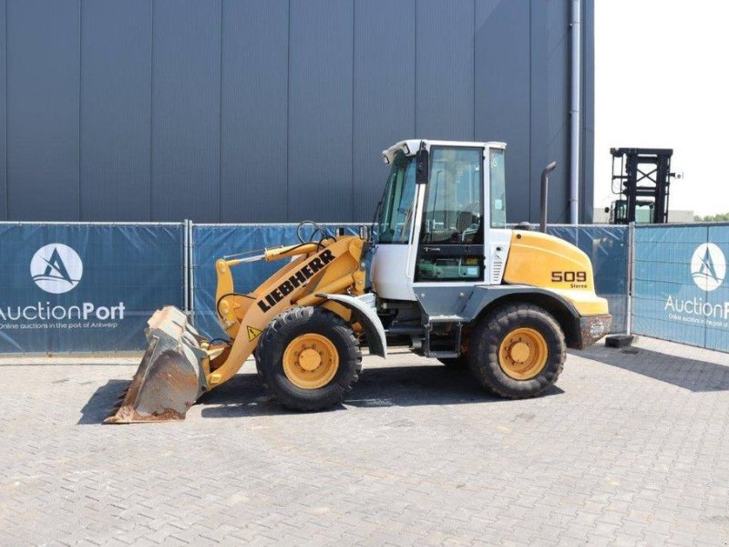 Radlader del tipo Liebherr 509, Gebrauchtmaschine en Antwerpen (Imagen 1)