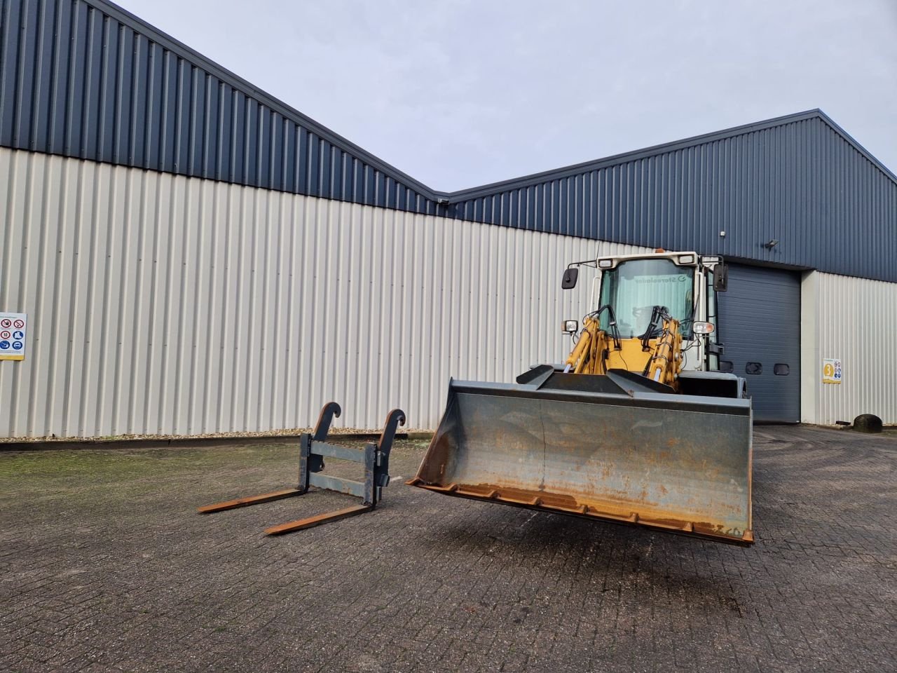 Radlader tip Liebherr 514 Stereo, Gebrauchtmaschine in BIDDINGHUIZEN (Poză 4)