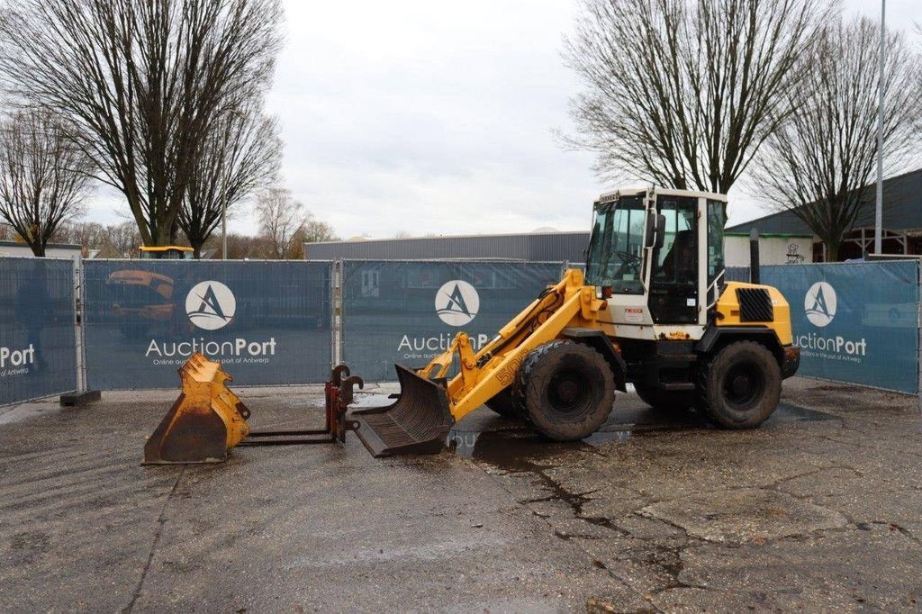 Radlader des Typs Liebherr L 506, Gebrauchtmaschine in Antwerpen (Bild 1)