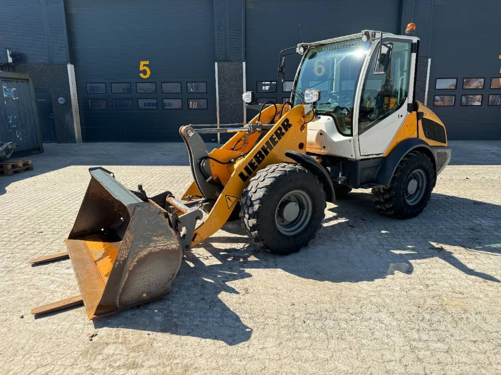 Radlader typu Liebherr L 506, Gebrauchtmaschine v Vojens (Obrázek 2)