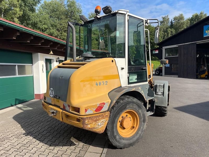 Radlader Türe ait Liebherr L 508 Stereo Radlader Hoflader Klappschaufel, Gebrauchtmaschine içinde Niedernhausen OT Engenhahn (resim 5)