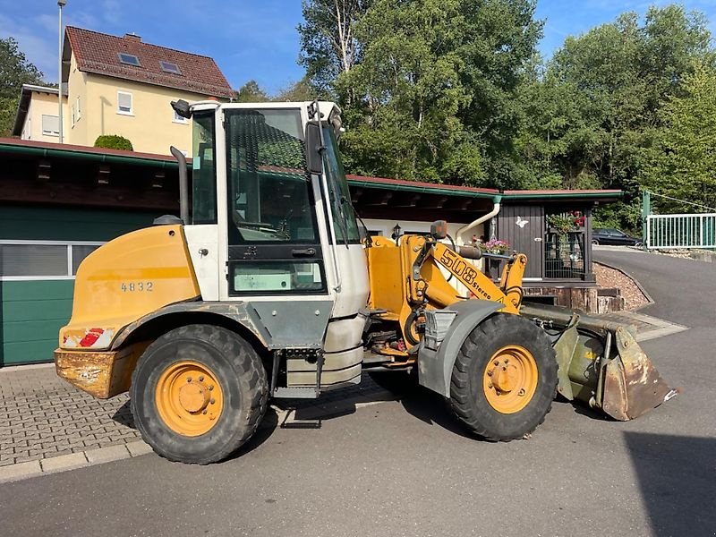 Radlader Türe ait Liebherr L 508 Stereo Radlader Hoflader Klappschaufel, Gebrauchtmaschine içinde Niedernhausen OT Engenhahn (resim 4)