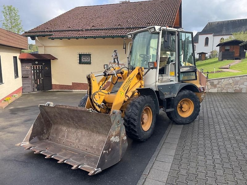 Radlader tipa Liebherr L 508 Stereo Radlader Hoflader mit Klappschaufel, Gebrauchtmaschine u Niedernhausen (Slika 9)