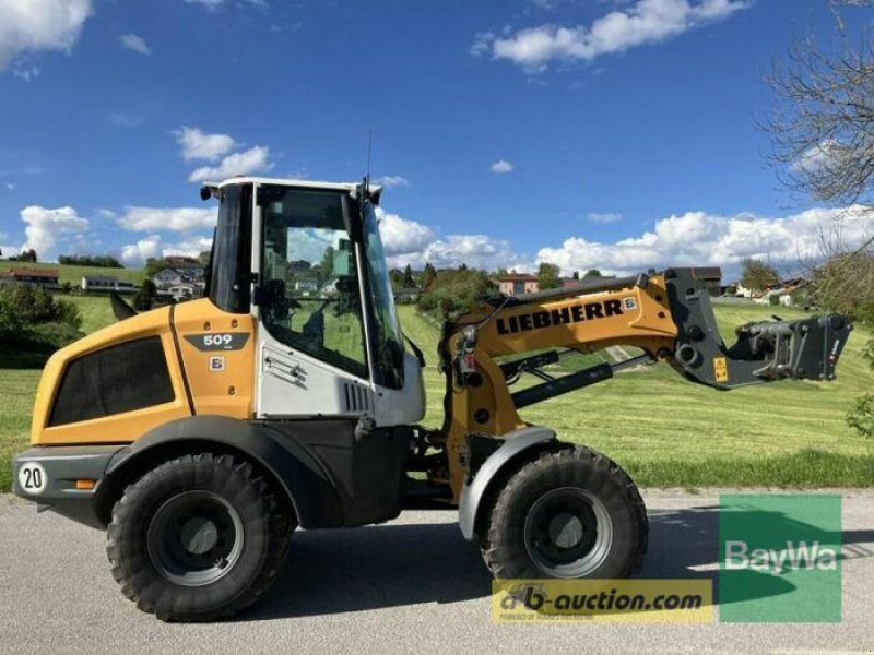 Radlader van het type Liebherr L 509 TELE G 6.0-D, Gebrauchtmaschine in Straubing (Foto 2)