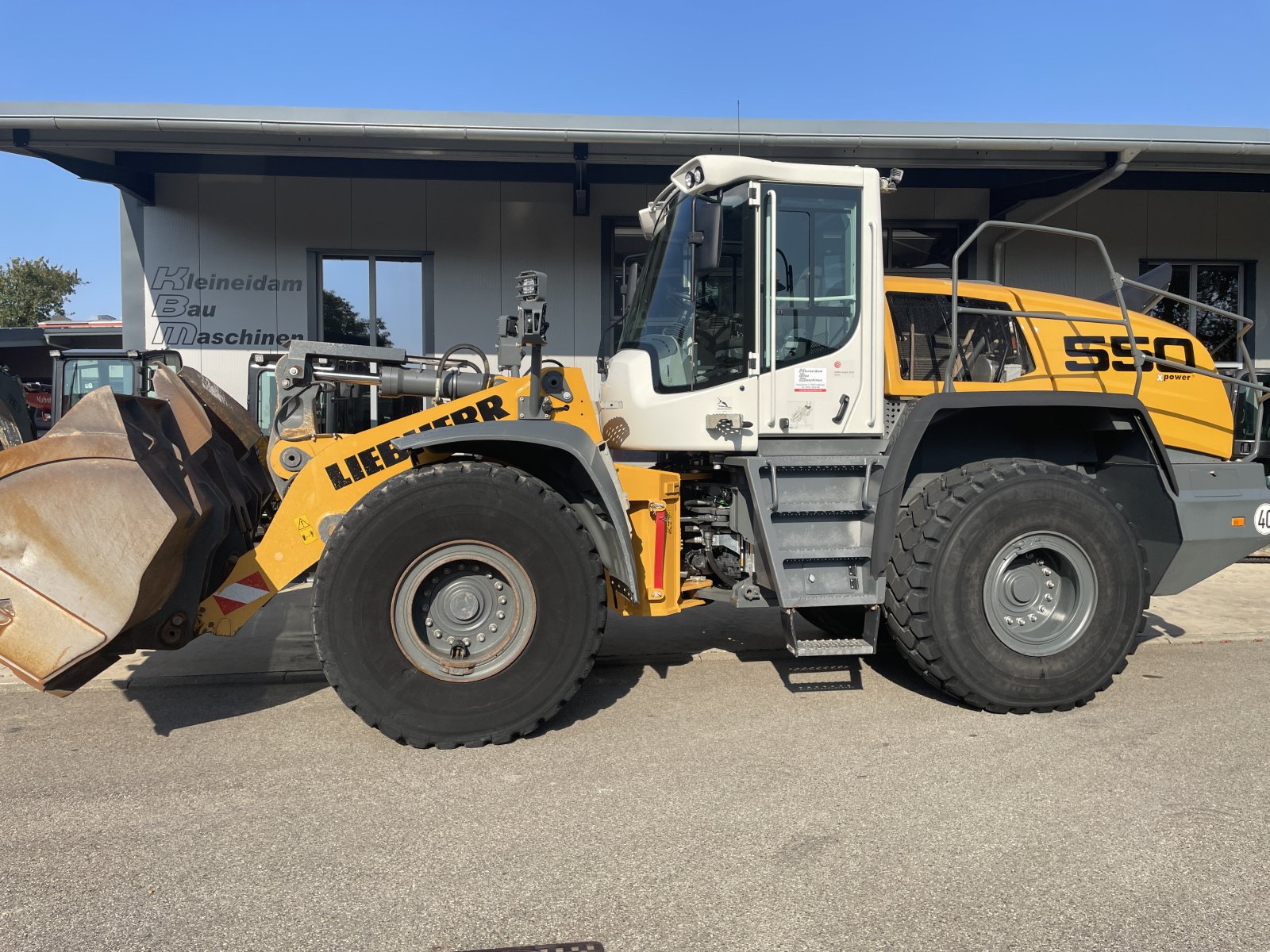 Radlader of the type Liebherr L 550 X Power, Gebrauchtmaschine in Creglingen (Picture 3)