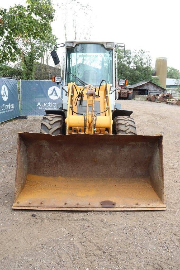 Radlader Türe ait Liebherr L506, Gebrauchtmaschine içinde Antwerpen (resim 9)