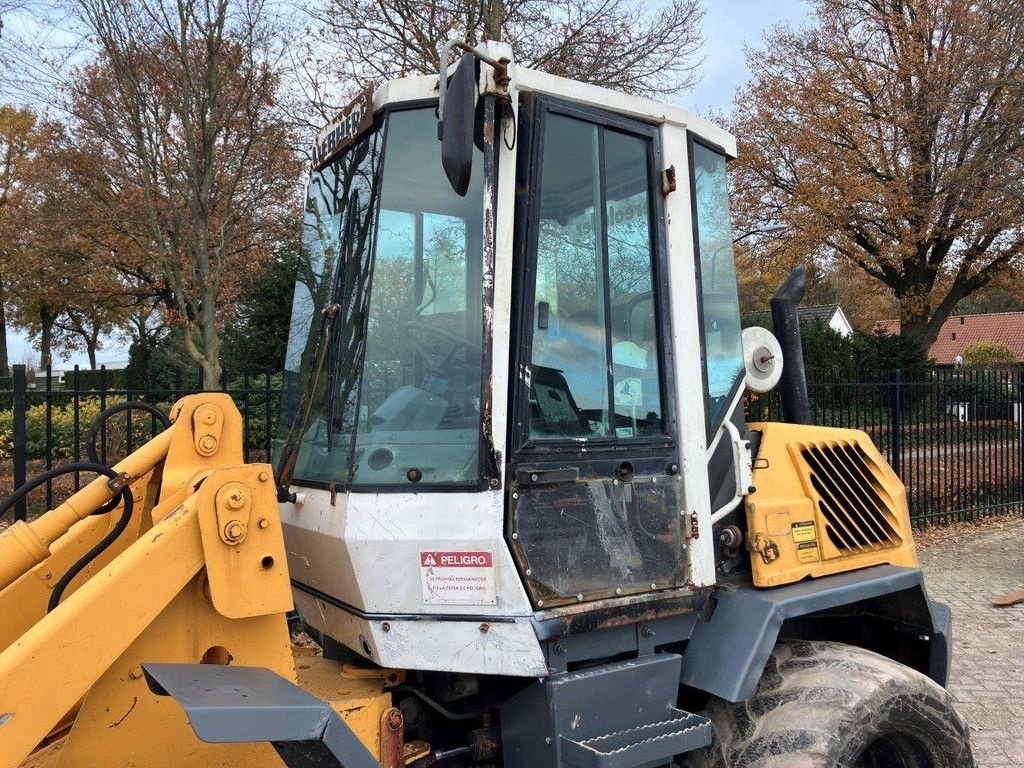 Radlader a típus Liebherr L506, Gebrauchtmaschine ekkor: Antwerpen (Kép 10)