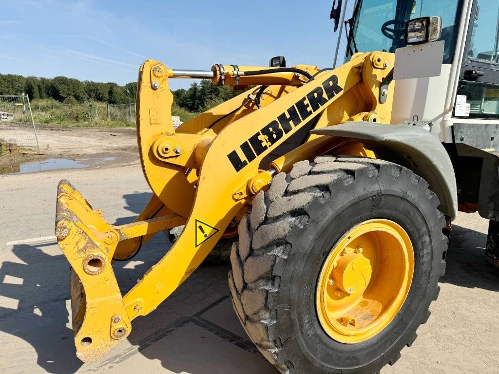 Radlader des Typs Liebherr L514 Stereo - German Machine / 4 Wheel Steering, Gebrauchtmaschine in Veldhoven (Bild 11)