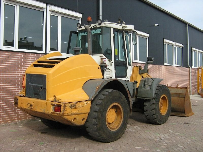 Radlader Türe ait Liebherr L524, Gebrauchtmaschine içinde Barneveld (resim 3)