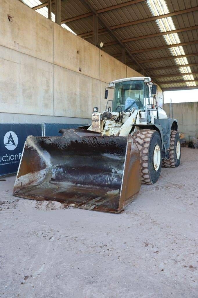 Radlader del tipo Liebherr L564, Gebrauchtmaschine In Antwerpen (Immagine 10)