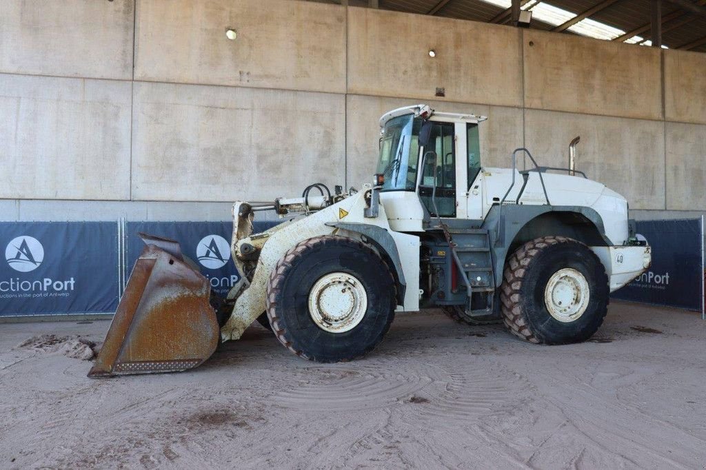 Radlader of the type Liebherr L564, Gebrauchtmaschine in Antwerpen (Picture 1)