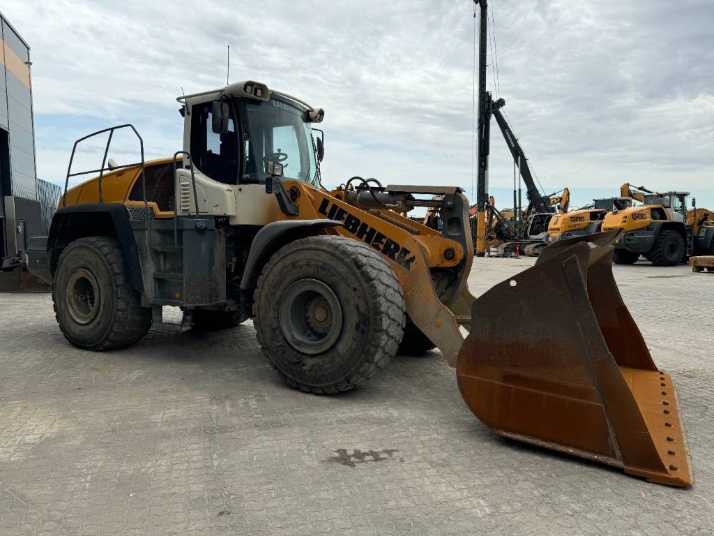 Radlader типа Liebherr L580, Gebrauchtmaschine в Vojens (Фотография 3)