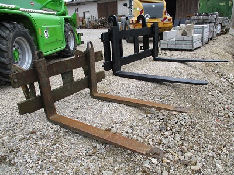 Radlader tip Liebherr verschiedene Palettengabeln passend für Liebherr u. Volvo, Neumaschine in Rain-Gempfing (Poză 1)