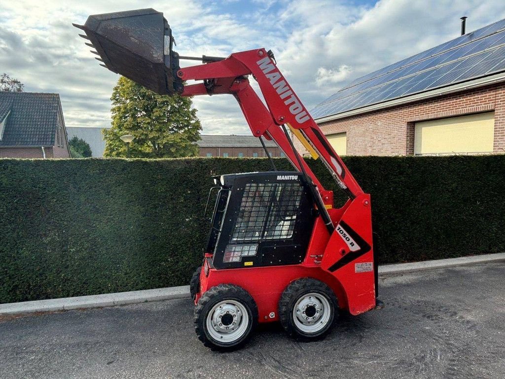 Radlader of the type Manitou 1050R, Gebrauchtmaschine in Antwerpen (Picture 2)