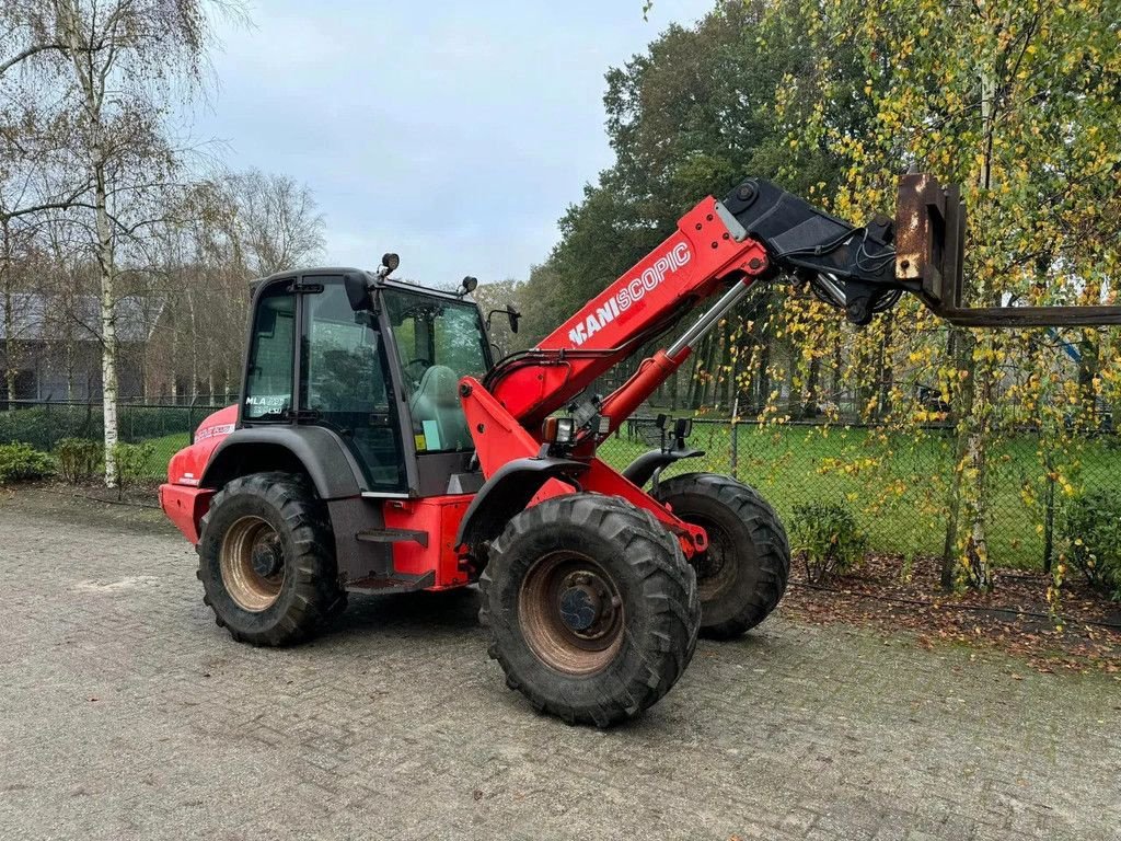 Radlader van het type Manitou MLA 628-120LSU Telelader verreiker Shovel, Gebrauchtmaschine in Harskamp (Foto 3)