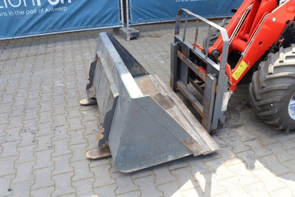 Radlader tipa Manitou MLA3-35H, Gebrauchtmaschine u Antwerpen (Slika 11)